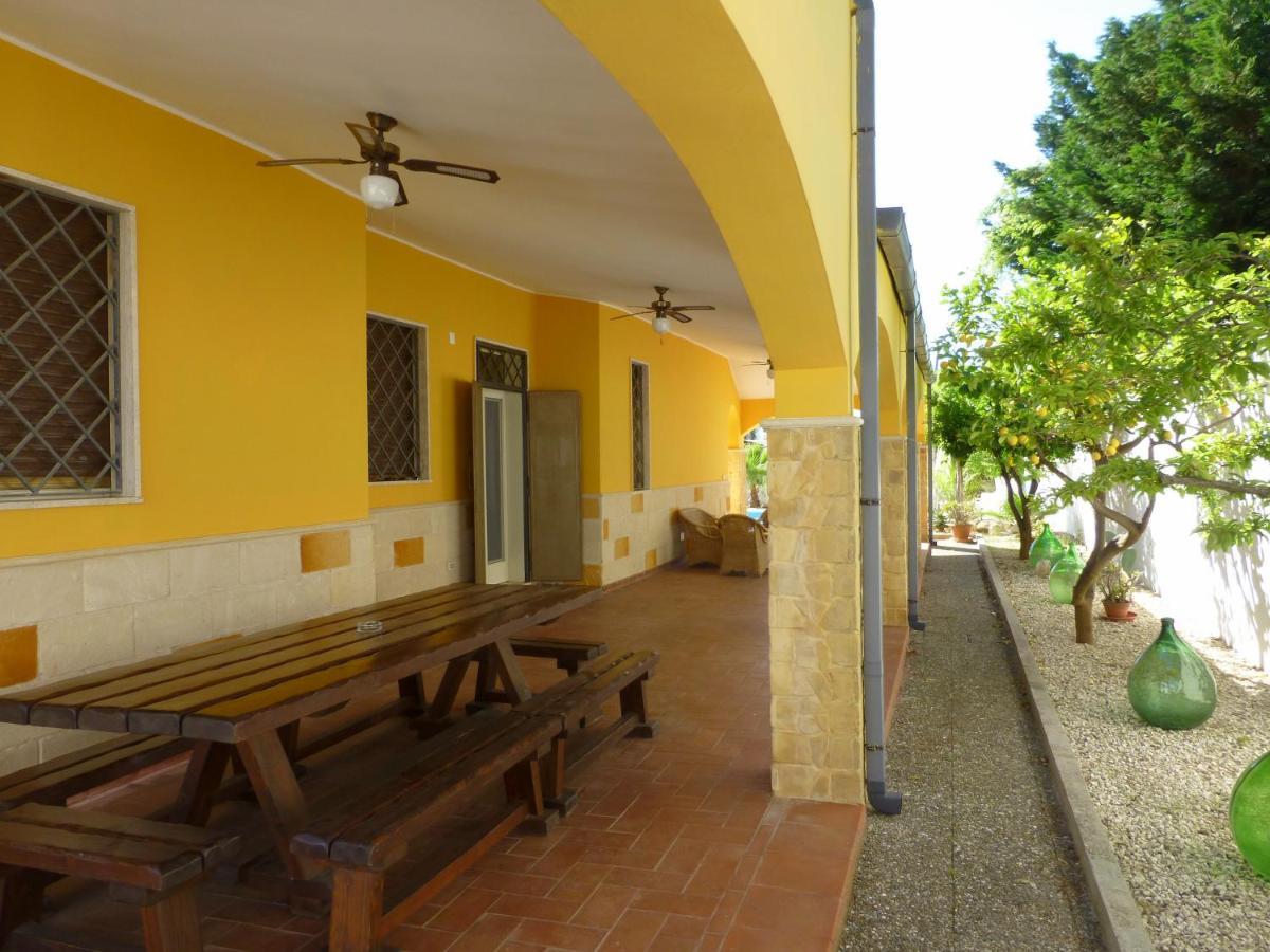 Villa Suzannah Lendinuso Exterior foto